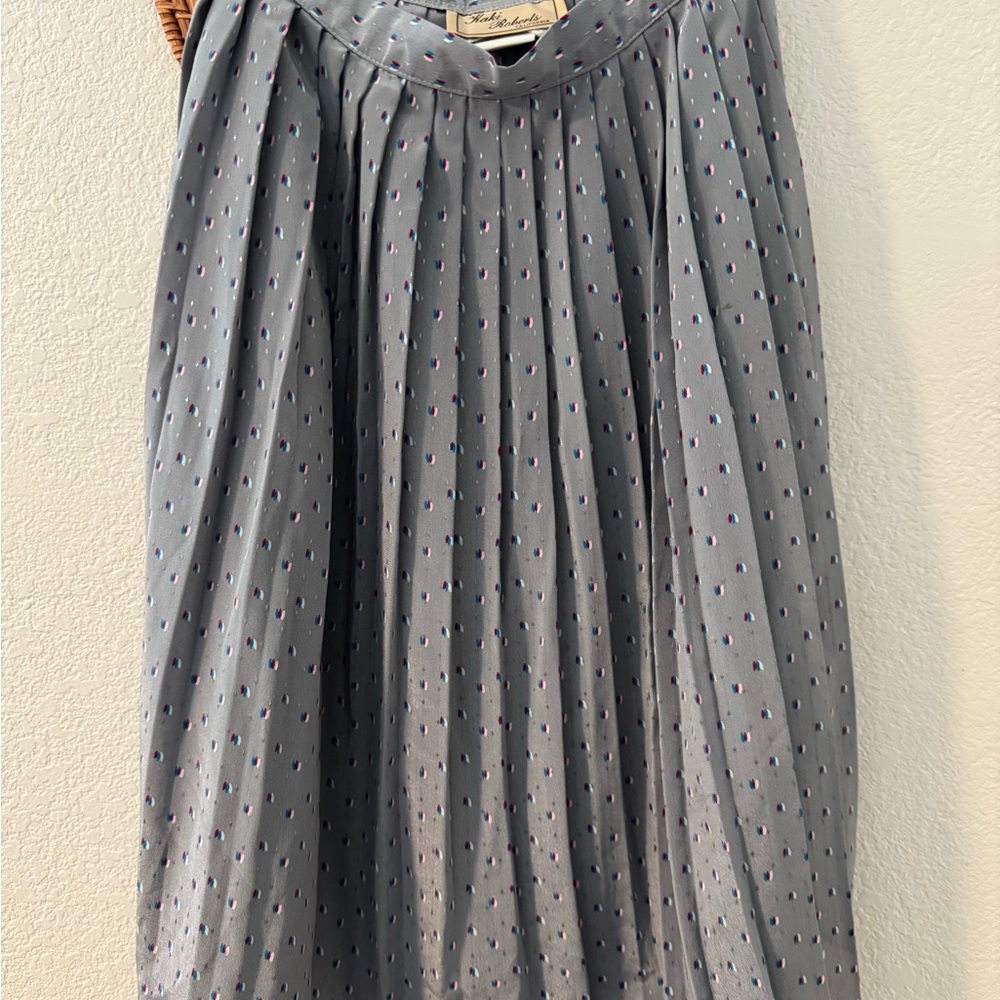 Gray Pleated Skirt